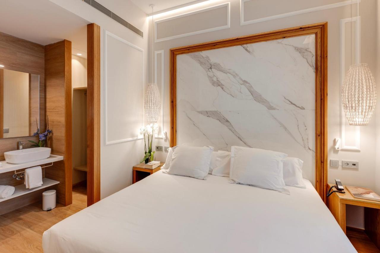 Hotel Boutique Mirlo Барселона Екстер'єр фото Deluxe room